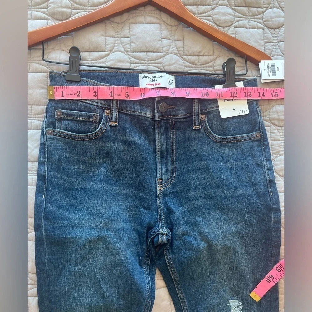 Abercrombie Distressed Kids 11-12 Skinny Boys Blue Jeans NWT
